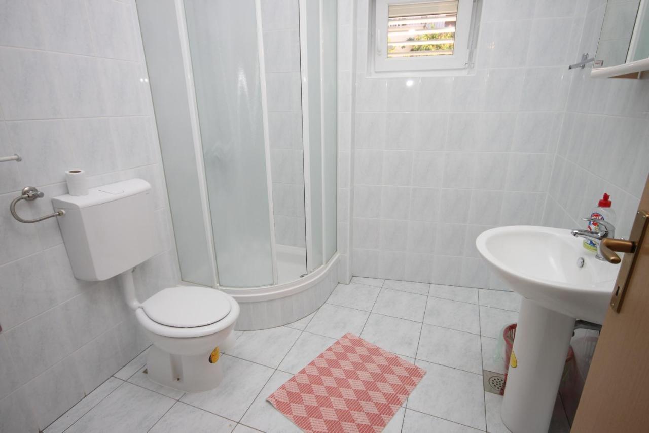Apartments With A Parking Space Tkon, Pasman - 6216 Exterior foto
